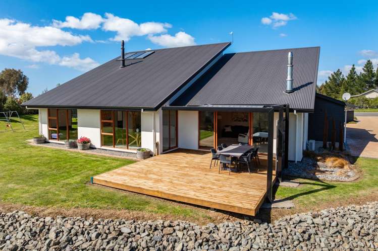 66 Fairbourne Drive Fairhall_28