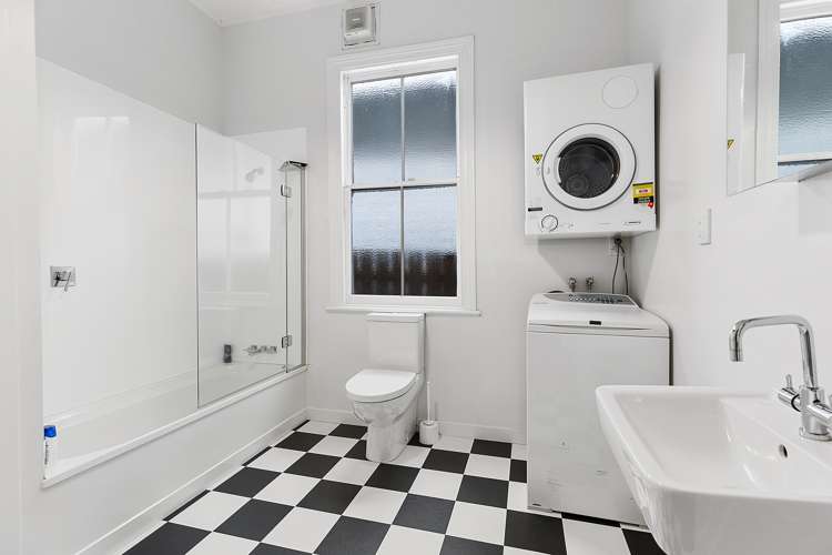 548 Adelaide Road Berhampore_10