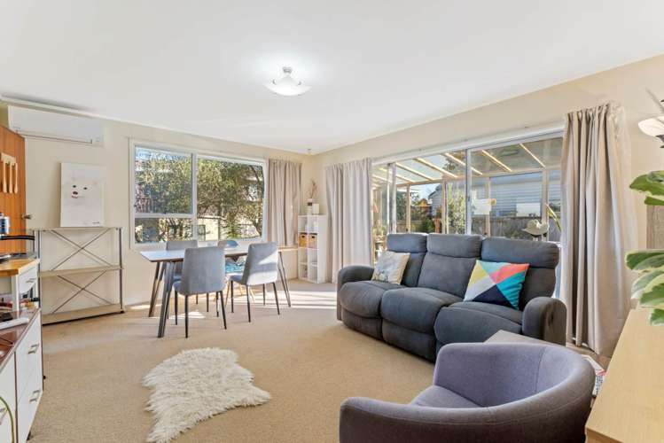 3/32 Eastern Beach Road Eastern Beach_3