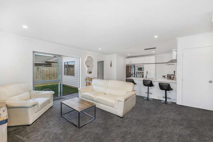 4 Kutukutu Street Takanini_13