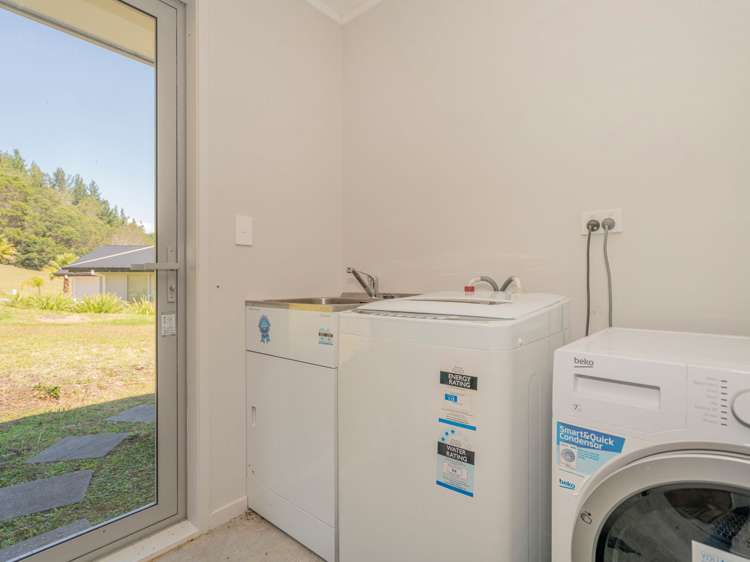 64 Pinehurst Drive Pauanui_19