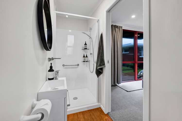 73 Ihaia Road Opunake_22