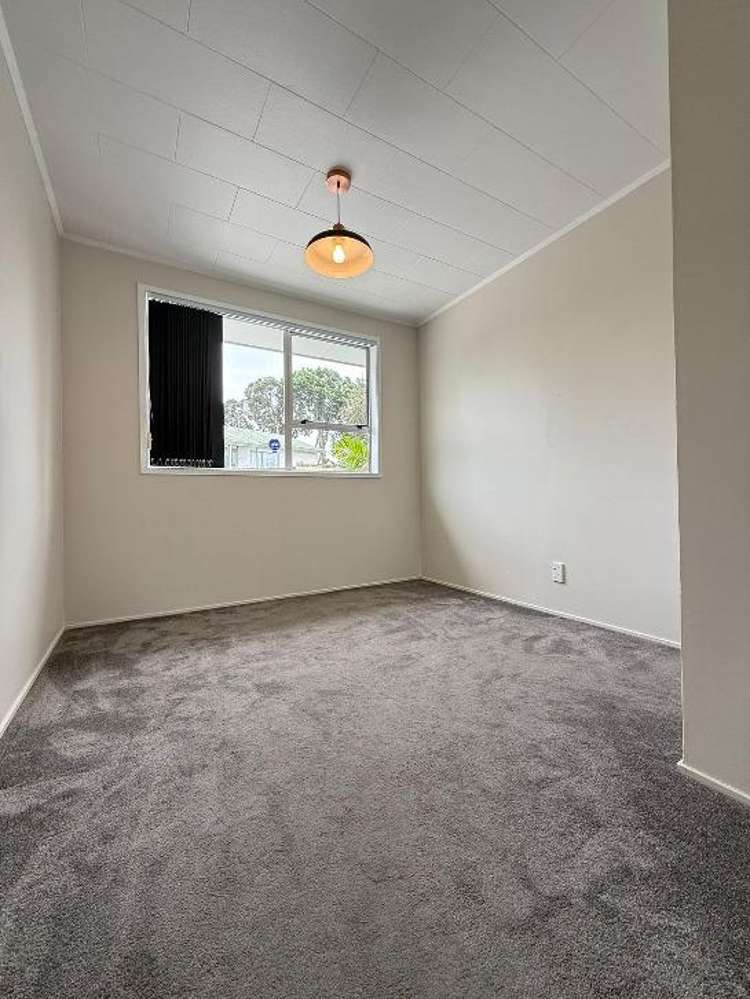 64 Henwood Road Mangere East_8