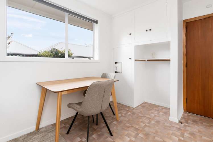 2/164 Avonhead Road_5