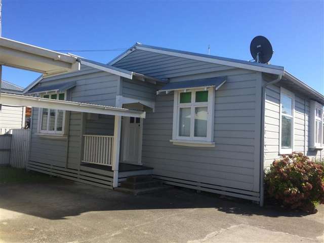 Karamu Road North, Mayfair