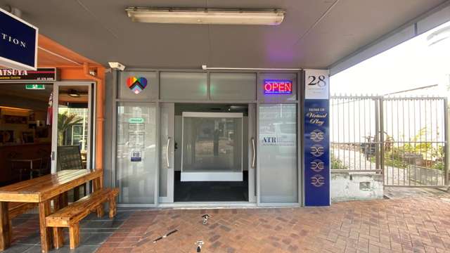 28 Devonport Road Tauranga Central_1