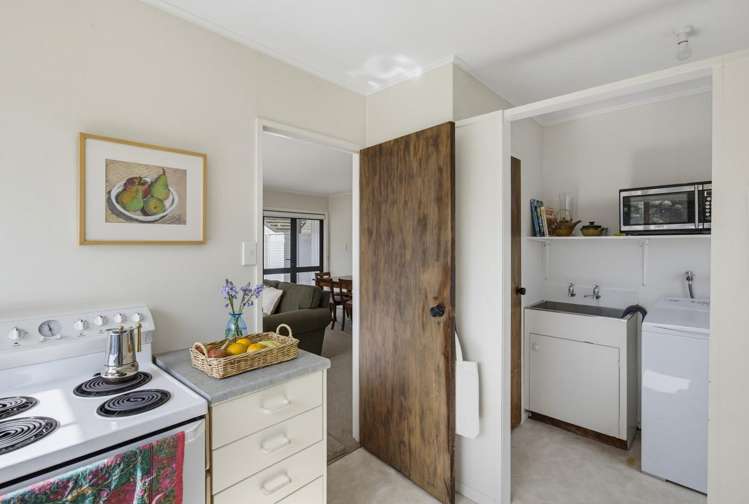 15a Te Maku Grove Waikanae_20