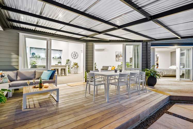 42 Waitemata Drive One Tree Point_1