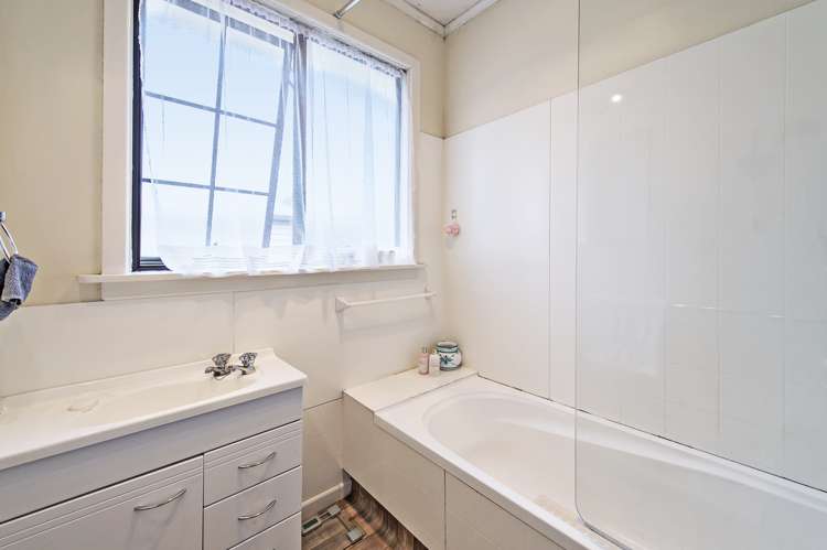 17 Cryer Street Southbridge_14