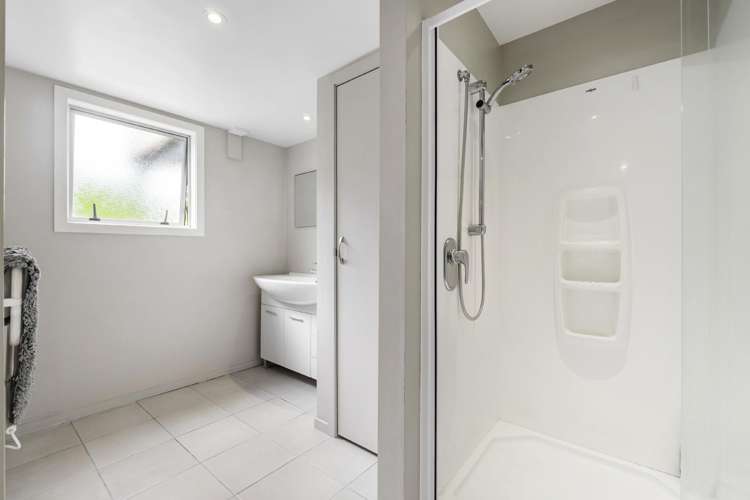 8 Kilduff Place Mairangi Bay_17