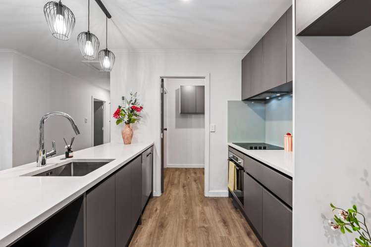 25a Hewlett Road_5