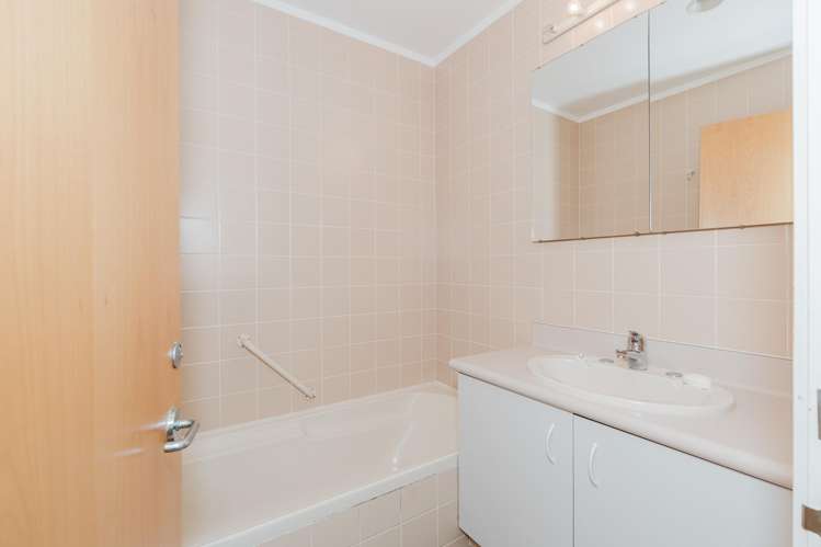 57 Grosvenor Gardens Flagstaff_12