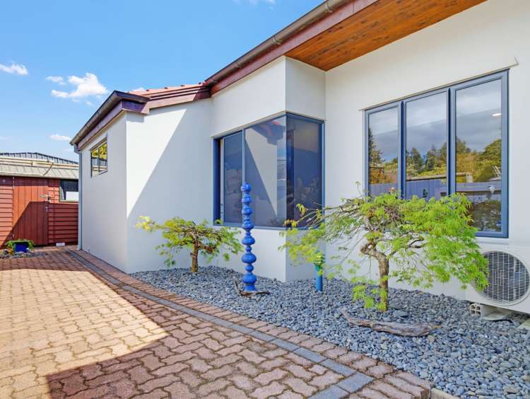 15 Edward Payton Grove Pukehangi_34
