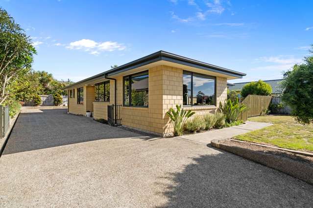 15 Kingsford Drive Stoke_3