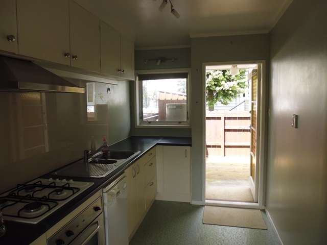 2/105A Wallace Road Papatoetoe_3