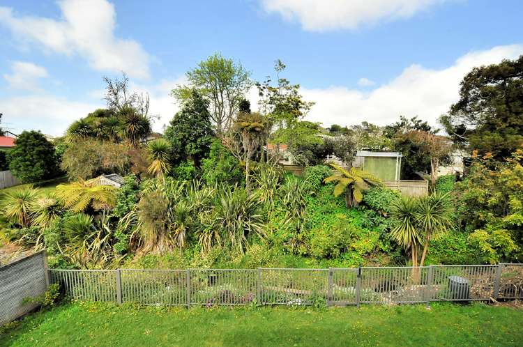 16 Seaton Road Murrays Bay_24