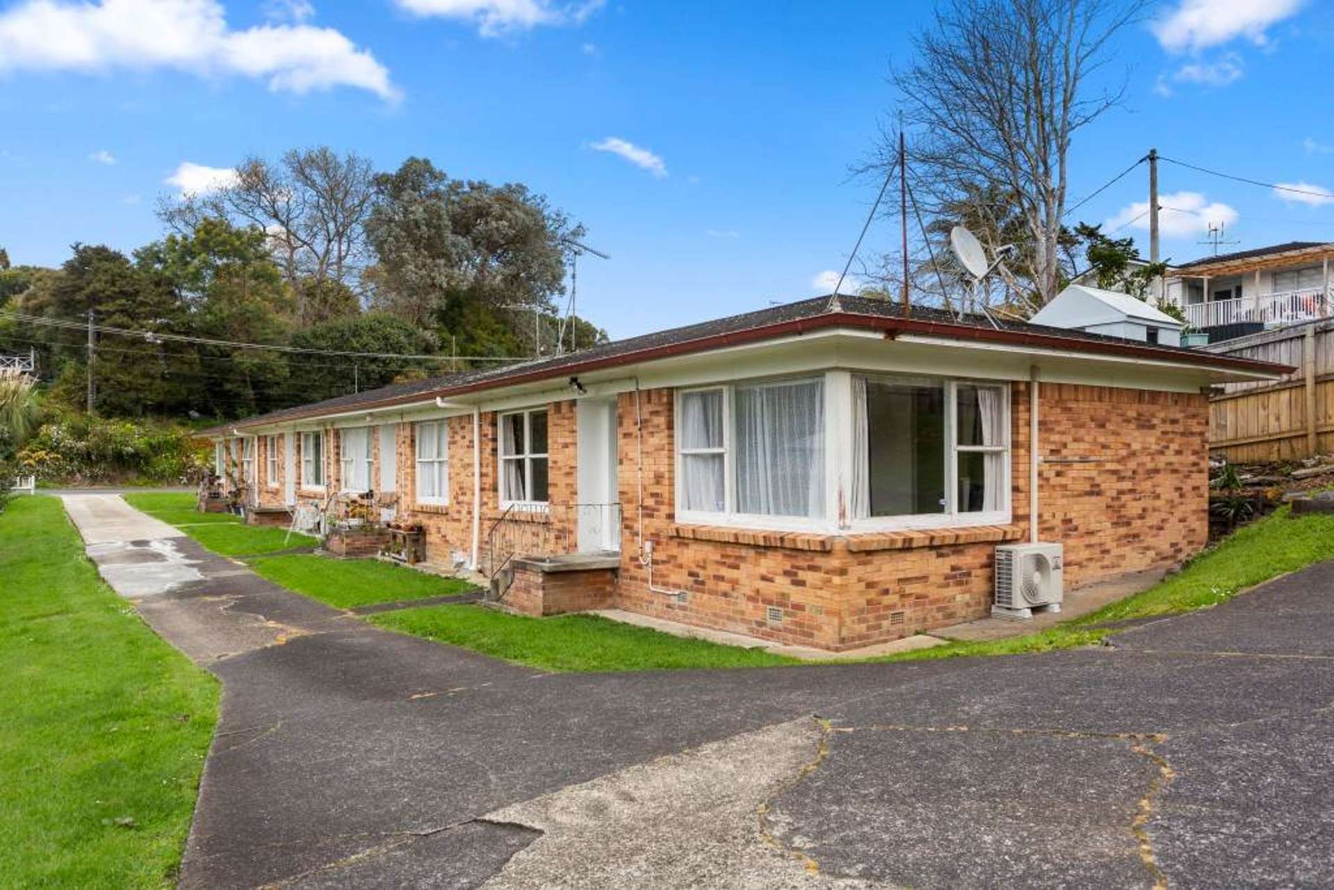 4/34 Eskdale Road Birkdale North Shore City Houses for Rent One