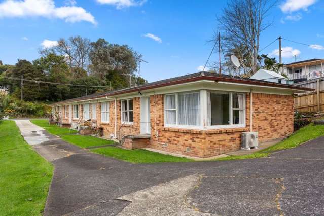 Sunny Brick & Tile End Unit
