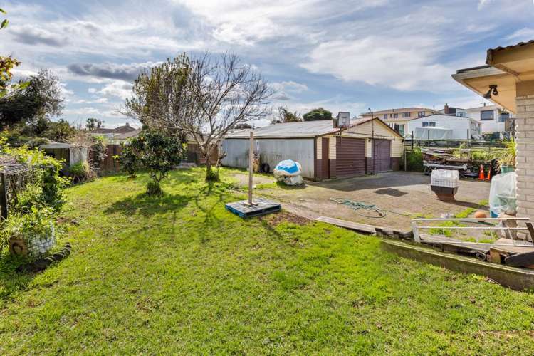 4 Kohiwi Road Manurewa_3