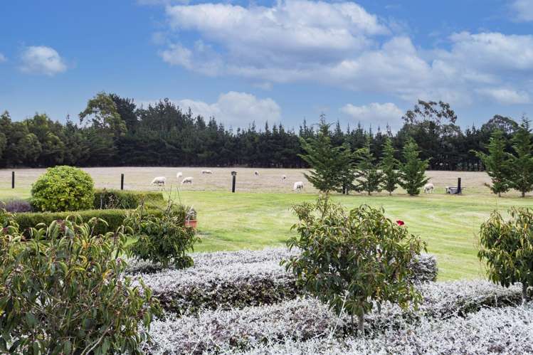 82 Isaac Road West Eyreton_29