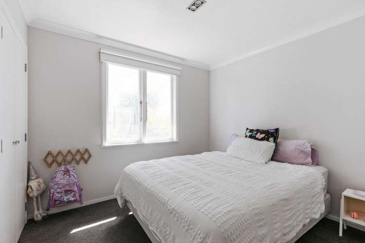 86 Bellevue Road Brookfield_13