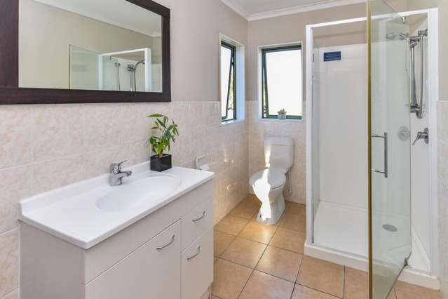 16 Staten Place Mangere_4