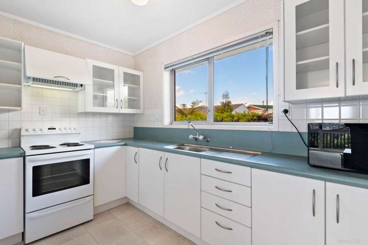 2/107 Olsen Avenue Hillsborough_4