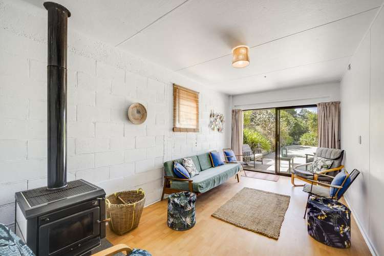 55 Gillies Crescent Waimarama_12