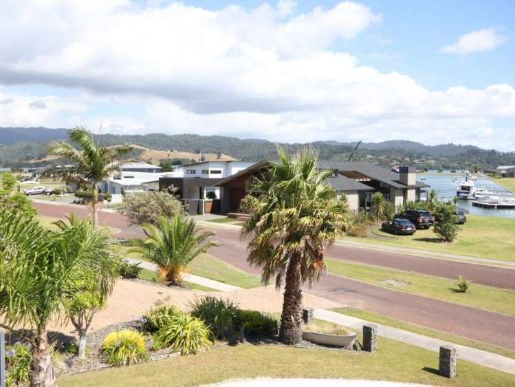 332 Waterways Parade Pauanui_15