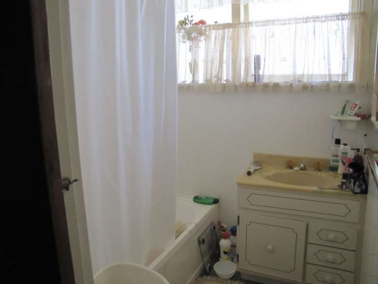 118 Rutene Road Kaiti_13