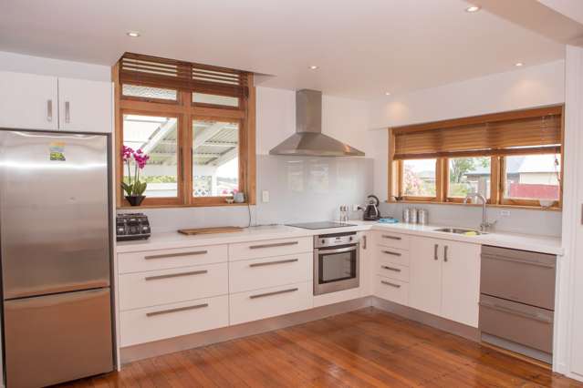 221 Hampden Street Hokitika_1