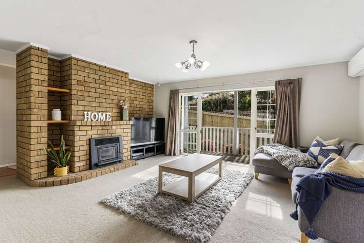 57 Gosford Drive Botany Downs_10
