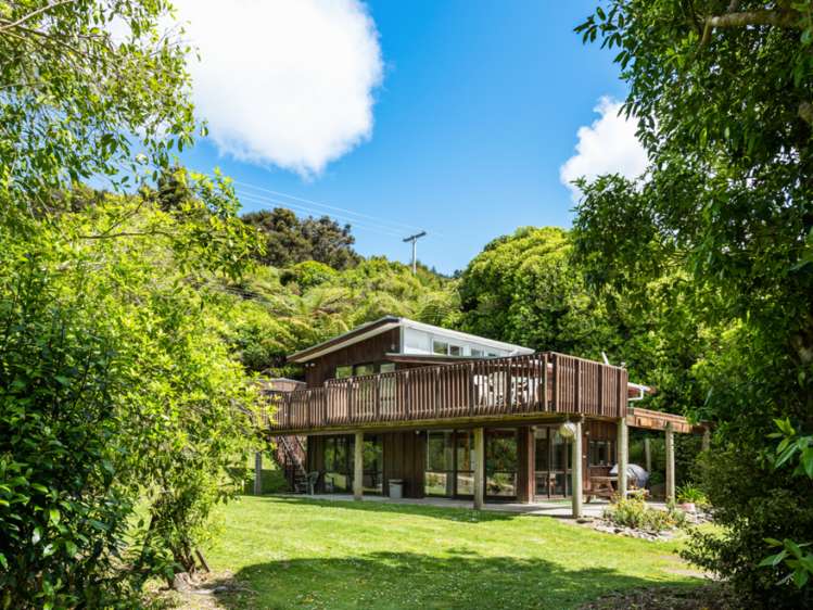 742 Queen Charlotte Drive Havelock_20