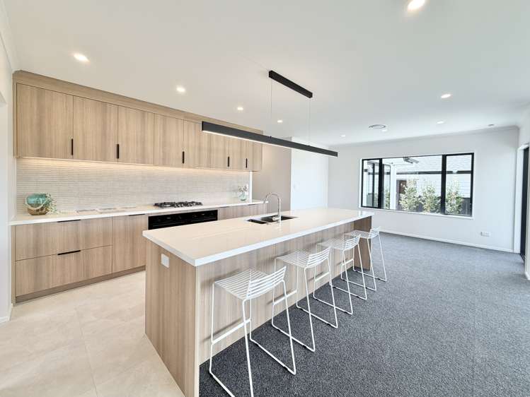 16 Tukutata Crescent_5