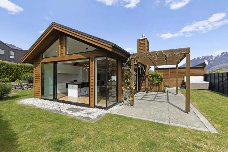 24 Rannoch Drive Jack's Point_13