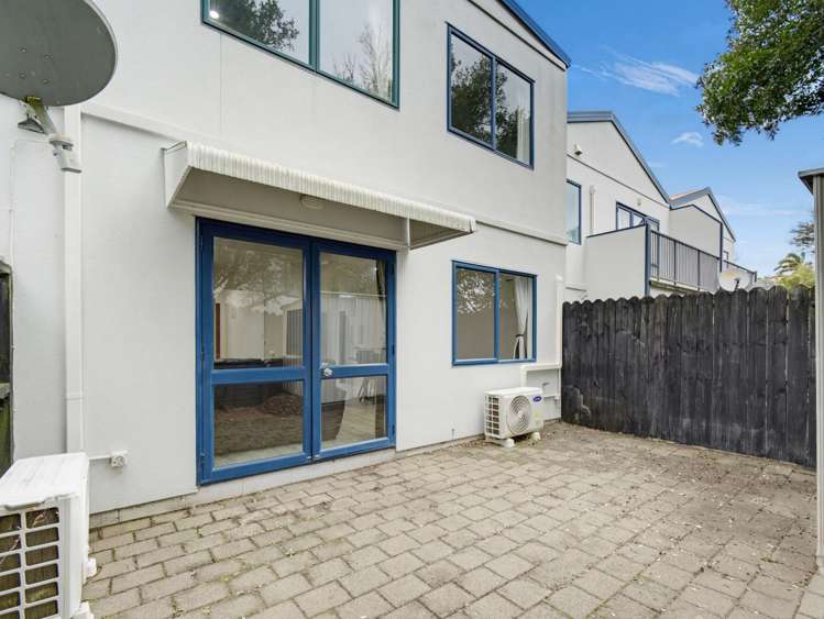 3/71 Fernhill Way_1