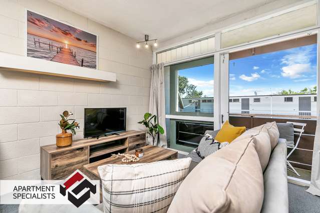 1/9a Esplanade Road Mount Eden_4