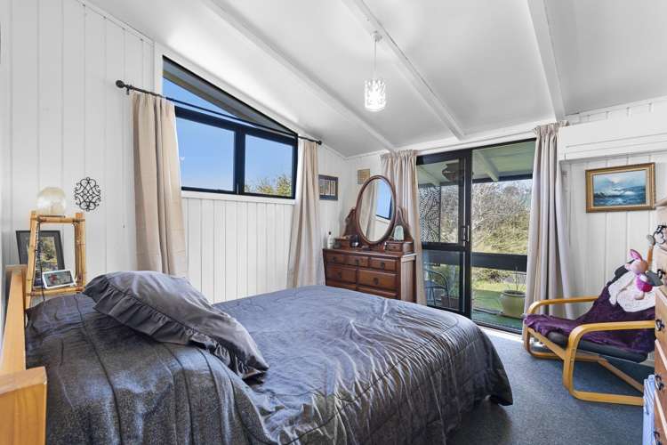 5 Camellia Avenue Bell Block_13