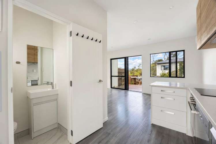 134E Tiriwa Drive Massey_10