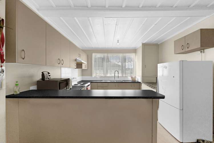 2083 Great North Road Avondale_6