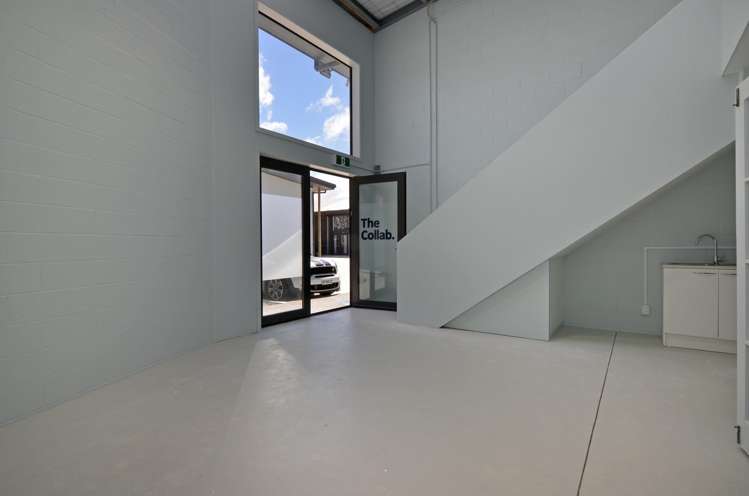 49/68-70 Kingsford Smith Street Rongotai_2