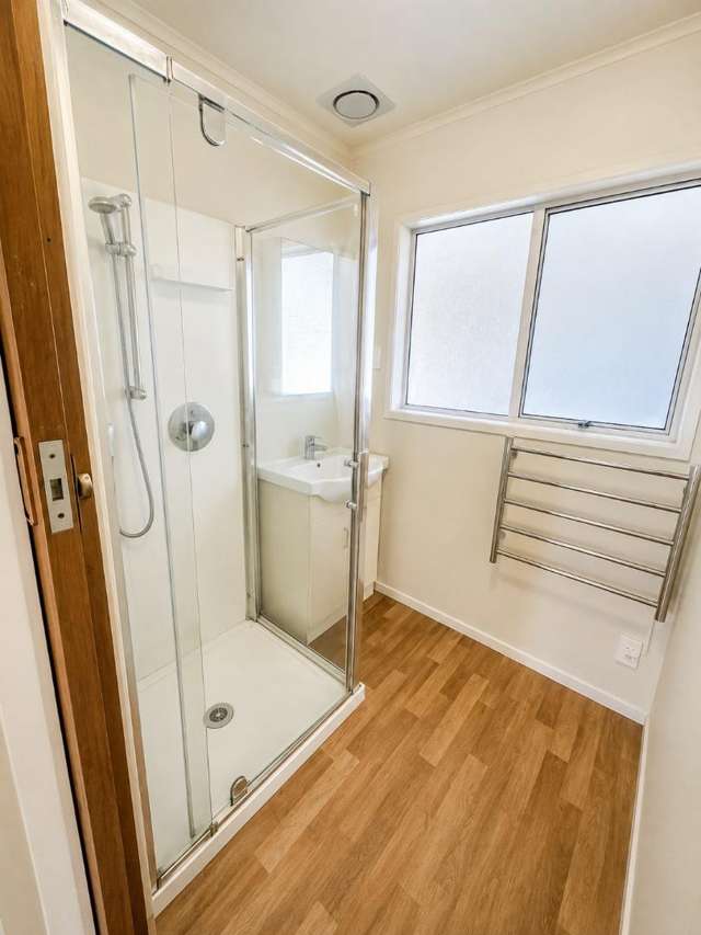 24a Willow Avenue 10816_3