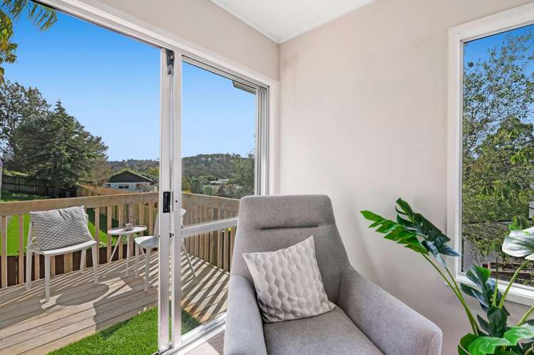 1/49a Manuka Road Bayview_5