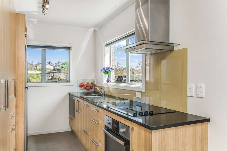 35 Ripon Crescent Meadowbank_10