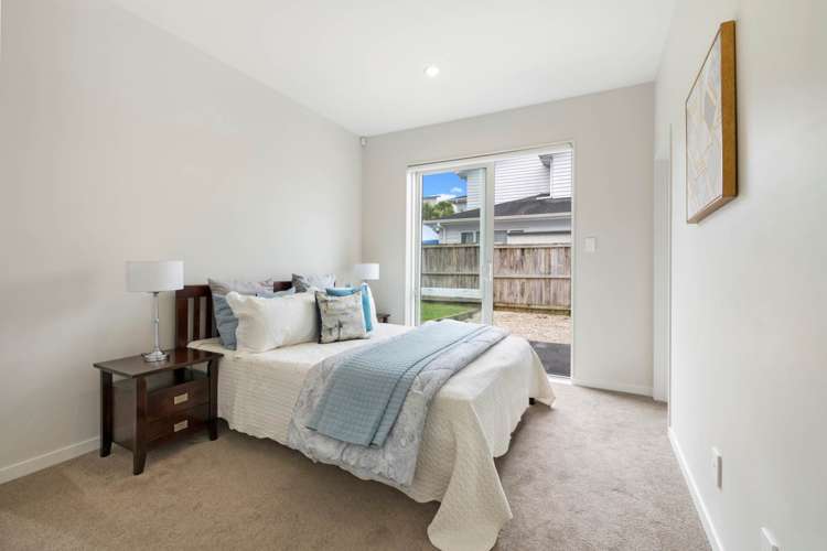 24 Remuremu Street Long Bay_28