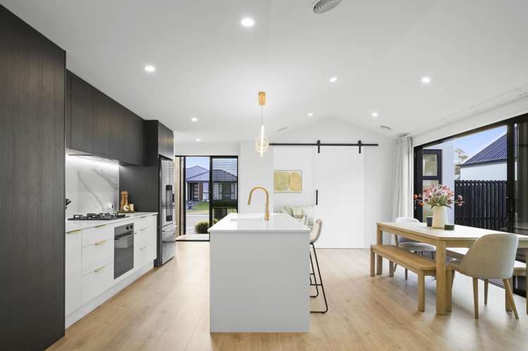 16 Kopper Crescent_1