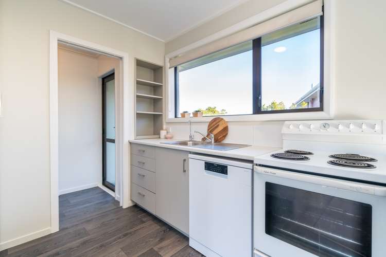 24 Gilkison Street Halfway Bush_4