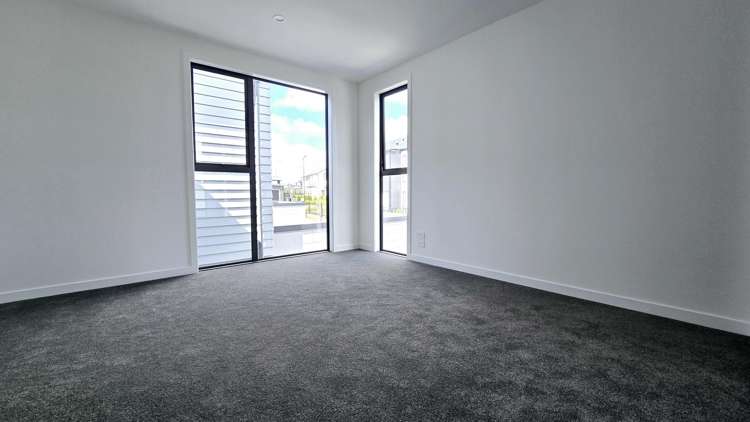 7/36 Henry Tayler Rise Milldale_4