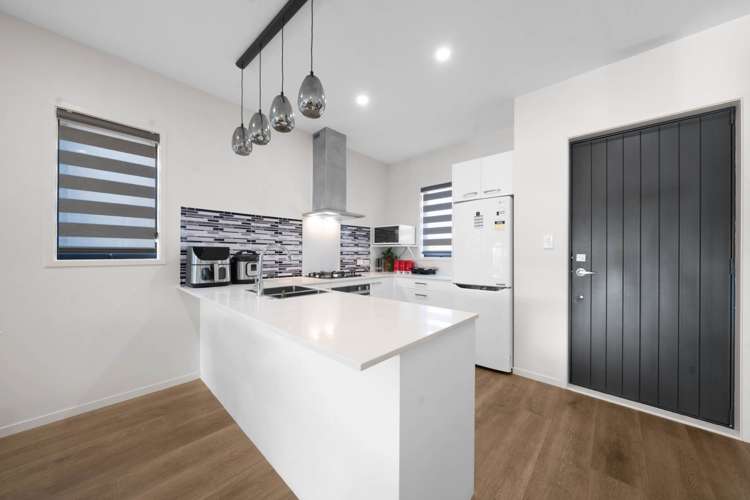 37 Tahere Road Flat Bush_8