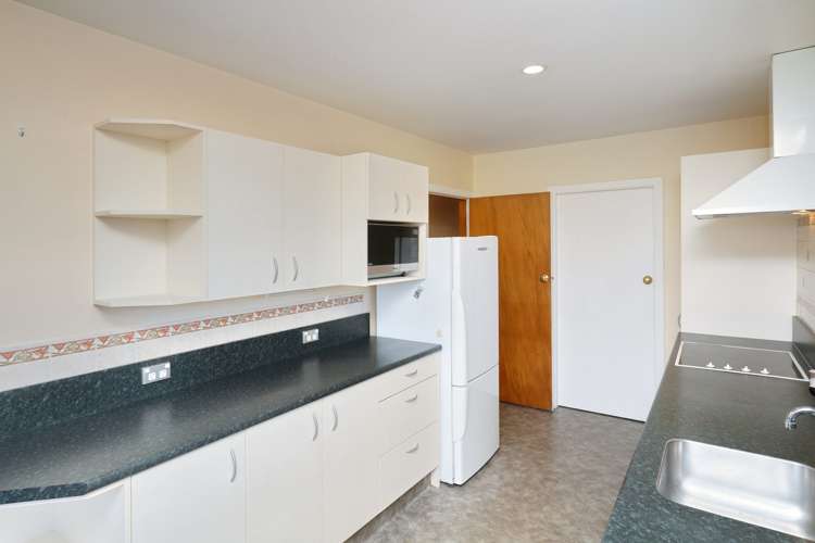 67 Vardon Crescent Shirley_6